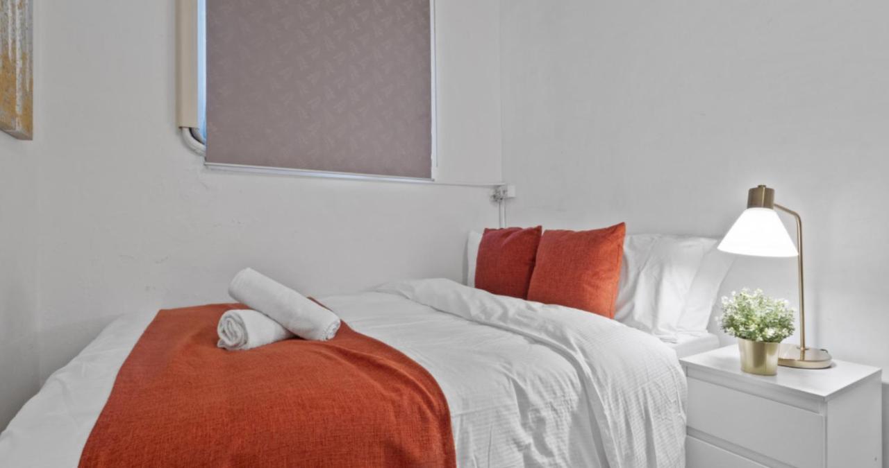 Hotel 64 Sydney Bagian luar foto